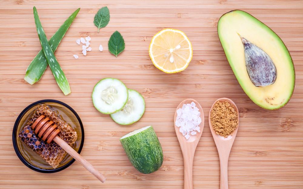 Avocado face mask ingredients