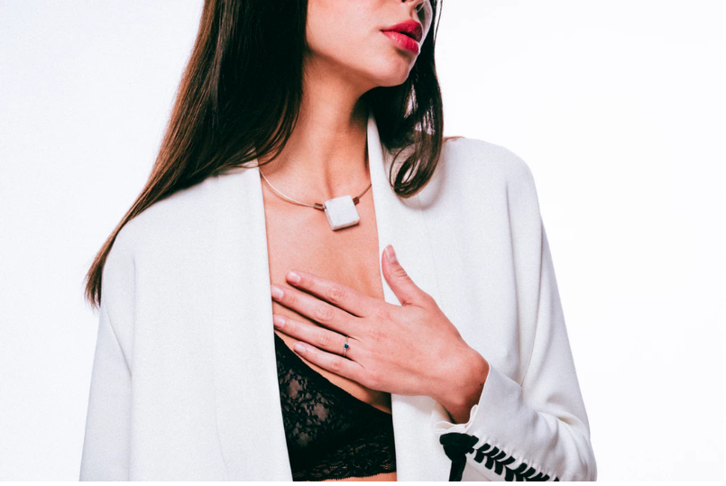 Woman hiding cleavage lines