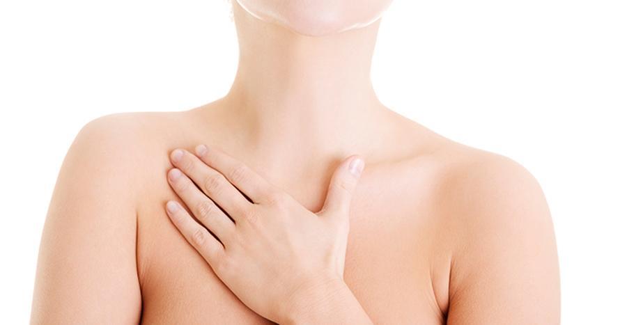 Decollete treatment on a woman's chest