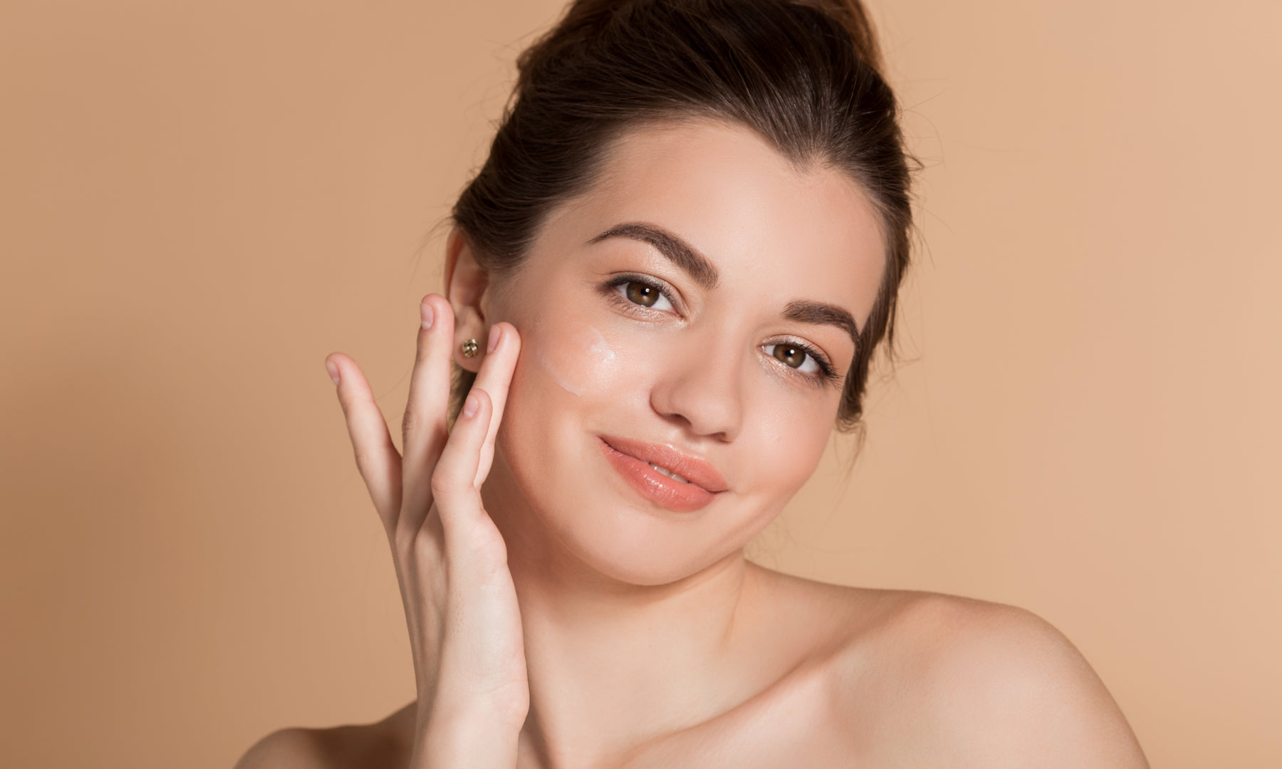 Your Guide to Essential Face Serums for Defying Aging in Indian Skin Your Guide to Essential Face Serums for Defying Aging in Indian Skin